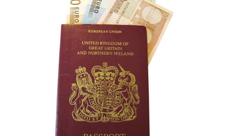 حالة استياء في بريطانيا جراء تغيير جوازات السفر