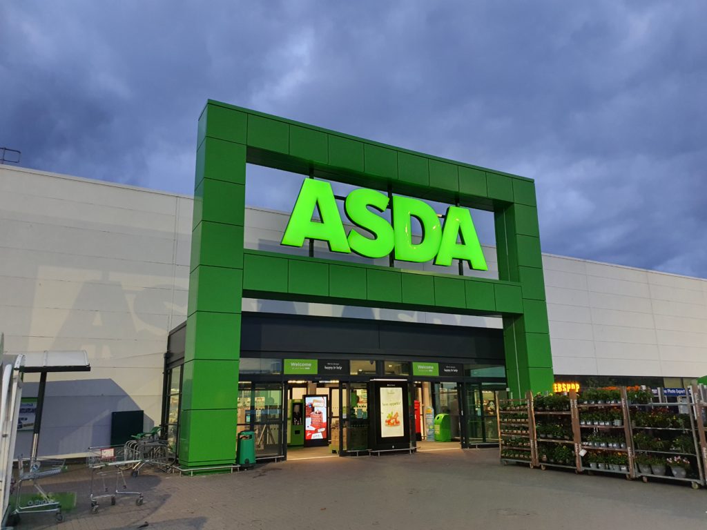 القائمة الكاملة للوظائف المؤهلة للحصول على خصم 10٪ عند التسوق لدى Asda