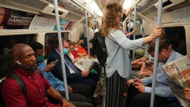 اغتصاب في مترو انفاق لندن في وضح النهار و 20 راكب يتفرج
