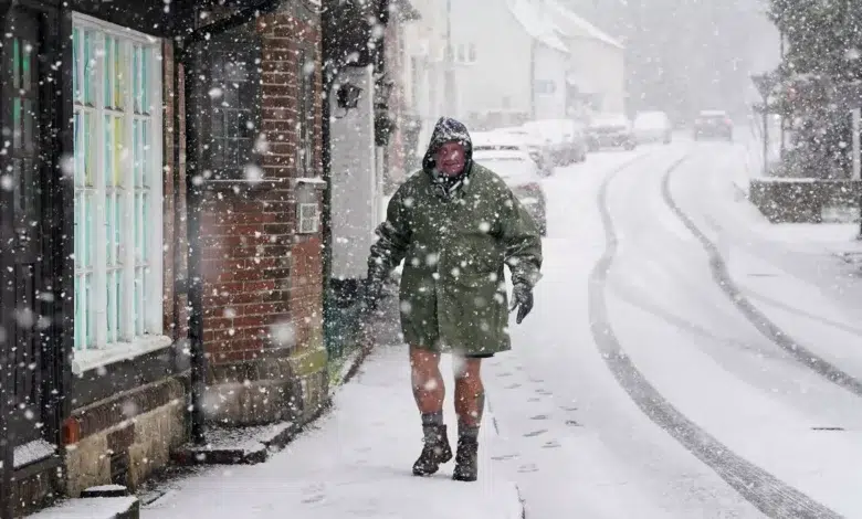 تحديثات العاصفة الثلجية في بريطانيا اخر 24 ساعة